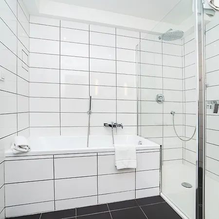 Luxurious 3bed Very Spacious In The Area 布拉格