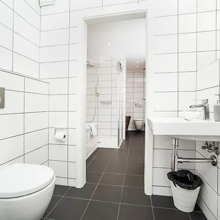 Luxurious 3bed Very Spacious In The Area 公寓 *
