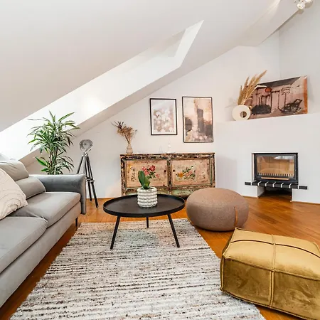 公寓 Luxurious 3bed Very Spacious In The Area *
