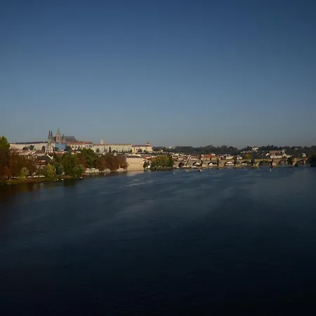 Luxurious 3bed Very Spacious In The Area Praga
