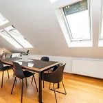Luxurious 3bed Very Spacious In The Area Daire Prag