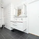 Luxurious 3bed Very Spacious In The Area Daire