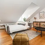 Luxurious 3bed Very Spacious In The Area Daire Prag